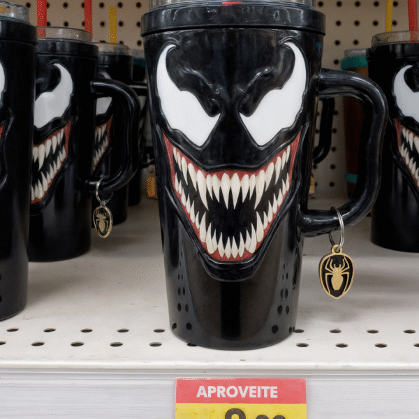 Copo Térmico Venom | 1,15L + Pingente GRÁTIS